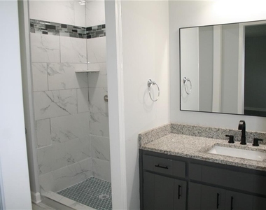 2075 Pinewood Drive - Photo Thumbnail 33