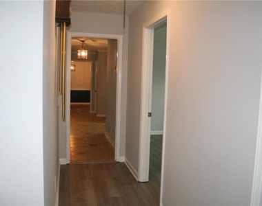 2075 Pinewood Drive - Photo Thumbnail 24