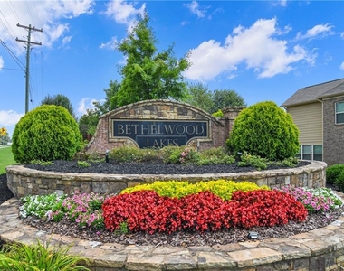 4835 Edgemoore Trace - Photo Thumbnail 104