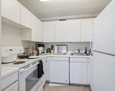 440 N Wabash Avenue - Photo Thumbnail 4