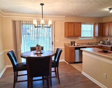 6543 Alford Way - Photo Thumbnail 12