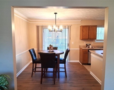6543 Alford Way - Photo Thumbnail 13