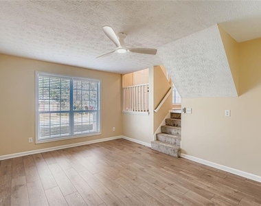 6543 Alford Way - Photo Thumbnail 20