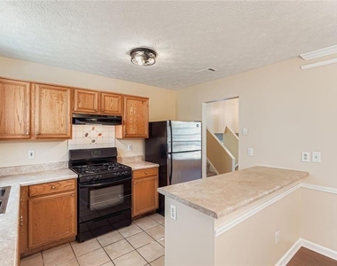 6543 Alford Way - Photo Thumbnail 15