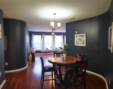 898 Oak Street Sw - Photo Thumbnail 6