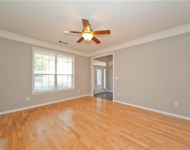 1170 Rhyne Chase Se - Photo Thumbnail 13