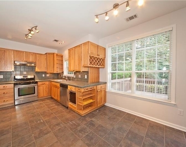 1170 Rhyne Chase Se - Photo Thumbnail 7