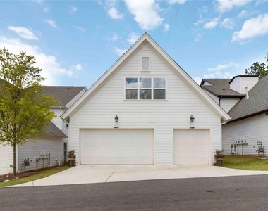 2000 Harvest Pond Circle - Photo Thumbnail 22