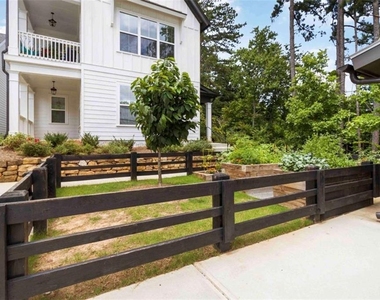 2000 Harvest Pond Circle - Photo Thumbnail 24