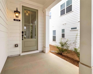 2000 Harvest Pond Circle - Photo Thumbnail 36