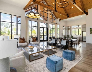 2000 Harvest Pond Circle - Photo Thumbnail 27