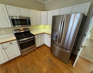 377 Fairbrook Circle - Photo Thumbnail 12