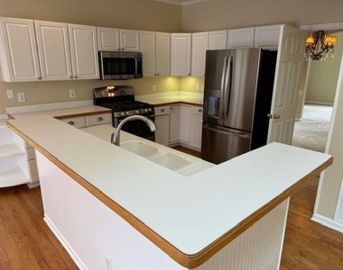 377 Fairbrook Circle - Photo Thumbnail 11