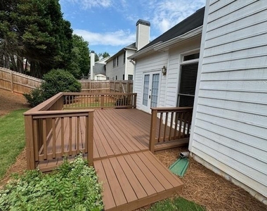 377 Fairbrook Circle - Photo Thumbnail 23