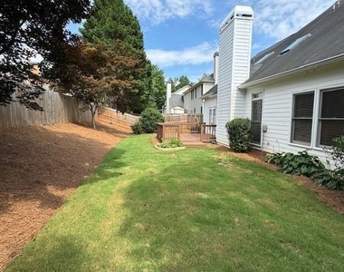 377 Fairbrook Circle - Photo Thumbnail 25