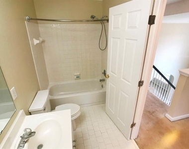 377 Fairbrook Circle - Photo Thumbnail 19