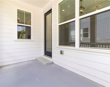 2000 Harvest Pond Circle - Photo Thumbnail 18