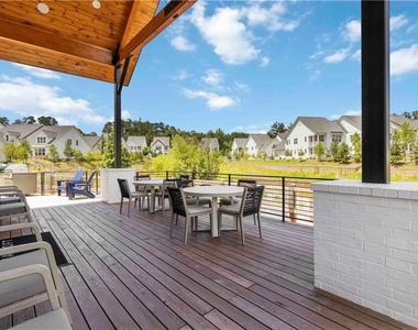 2000 Harvest Pond Circle - Photo Thumbnail 28