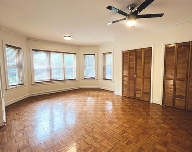 6937 S Merrill Avenue - Photo Thumbnail 3