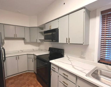 6937 S Merrill Avenue - Photo Thumbnail 8