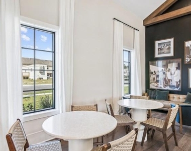91 Market Street - Photo Thumbnail 15