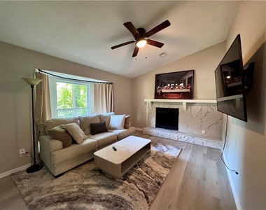 3814 Whaley Court - Photo Thumbnail 1