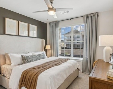 91 Market Street - Photo Thumbnail 24