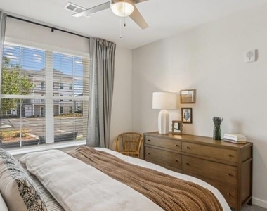 91 Market Street - Photo Thumbnail 27