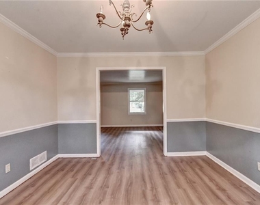 268 Allen Court Sw - Photo Thumbnail 10