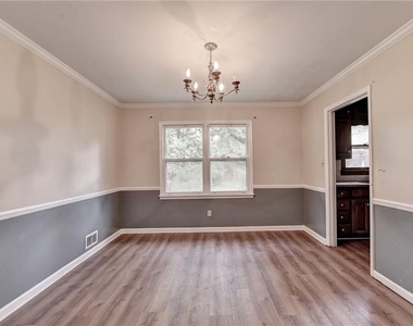 268 Allen Court Sw - Photo Thumbnail 8