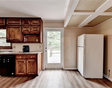 268 Allen Court Sw - Photo Thumbnail 16