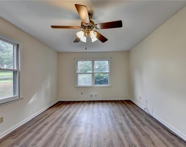 268 Allen Court Sw - Photo Thumbnail 25