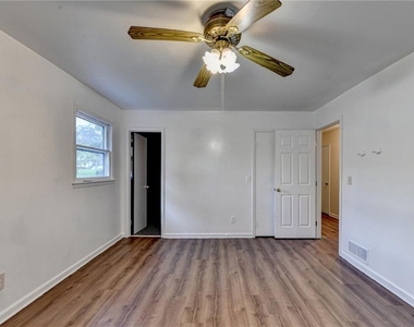 268 Allen Court Sw - Photo Thumbnail 40