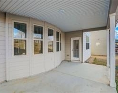 3601 Deaton Trail - Photo Thumbnail 33