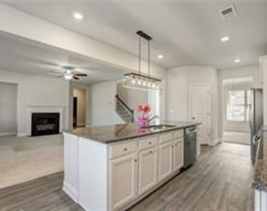 3601 Deaton Trail - Photo Thumbnail 8