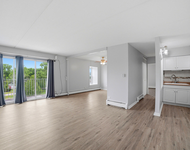 5125 Blodgett Avenue - Photo Thumbnail 2