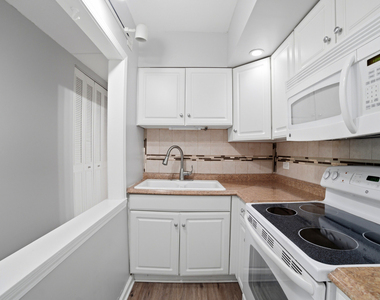 5125 Blodgett Avenue - Photo Thumbnail 6