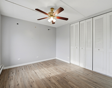 5125 Blodgett Avenue - Photo Thumbnail 3