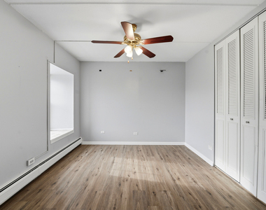 5125 Blodgett Avenue - Photo Thumbnail 4