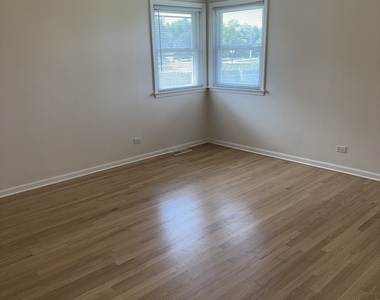 7450 Webster Street - Photo Thumbnail 16