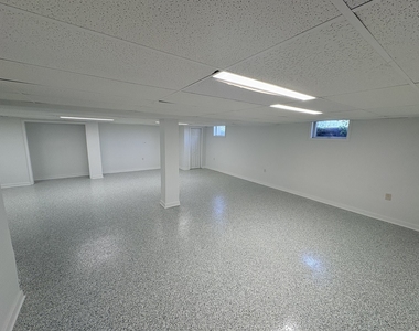 7450 Webster Street - Photo Thumbnail 20