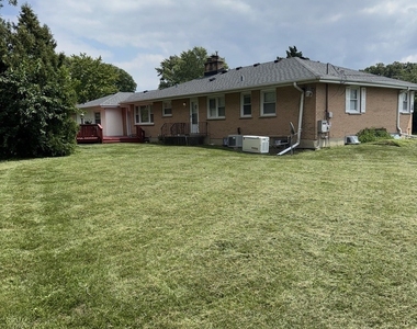 7450 Webster Street - Photo Thumbnail 25