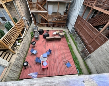 3740 N Janssen Avenue - Photo Thumbnail 2