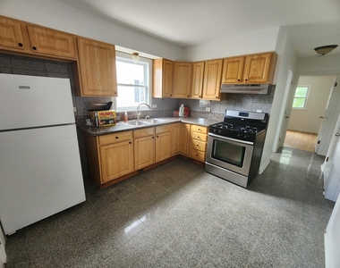 2017 Foster Street - Photo Thumbnail 7