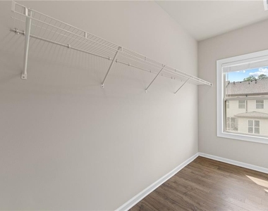 1098 Township Square - Photo Thumbnail 31