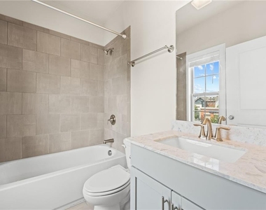 1098 Township Square - Photo Thumbnail 35