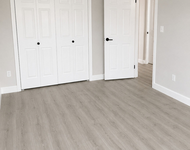 15700 Reynolds Lane - Photo Thumbnail 3