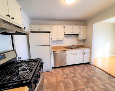 733 Plum Tree Court - Photo Thumbnail 6