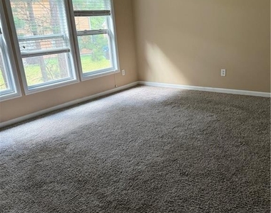 1646 Hedington Court - Photo Thumbnail 8