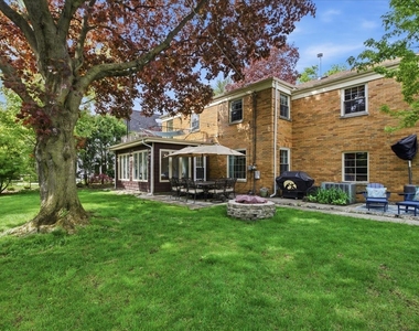 9343 Hamlin Avenue - Photo Thumbnail 29